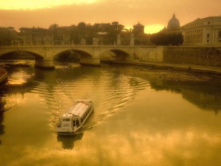 Rome-tiber-river